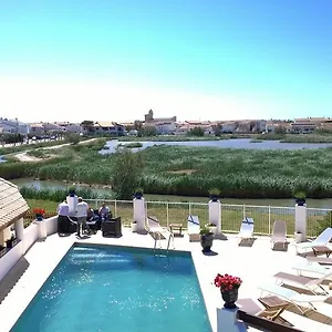 https://le-maset.fr-provencehotel.com